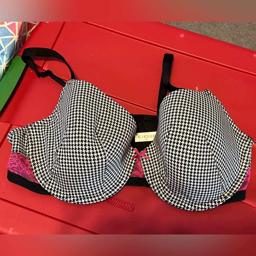 Cacique Cotton Tshirt Bra 42DD NWOT